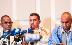 انفراج أزمة رسوم الهواتف: اتفاق يعيد التوازن للسوق ويعزز الشفافية